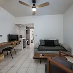 Meni & 4*