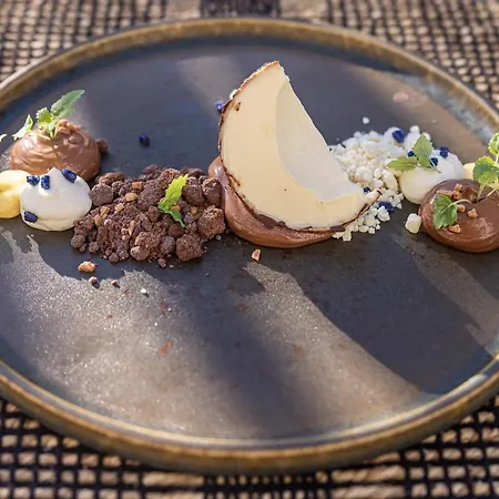 Ξενοδοχείο Meni &