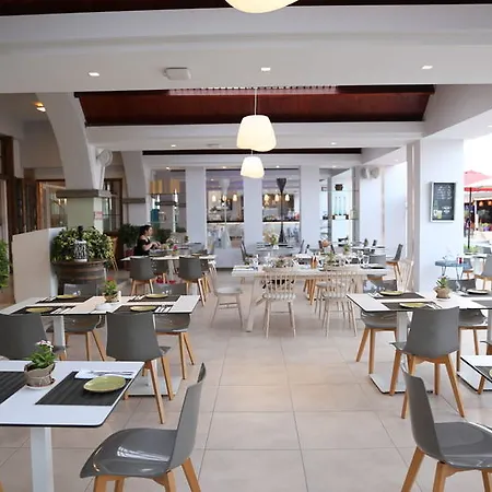 Hotel Meni & Tigaki