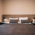 Meni & Hotel 4*