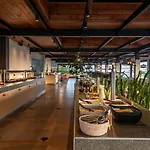 Meni & Hotel
