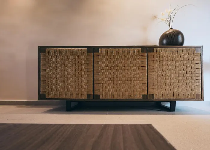 Meni & Готель 4*